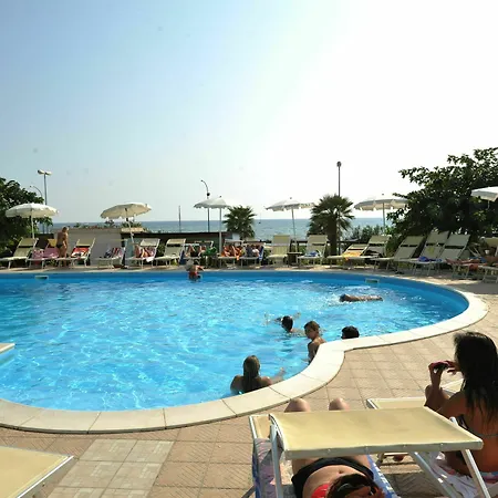 Ferienpark Eden Club 3*